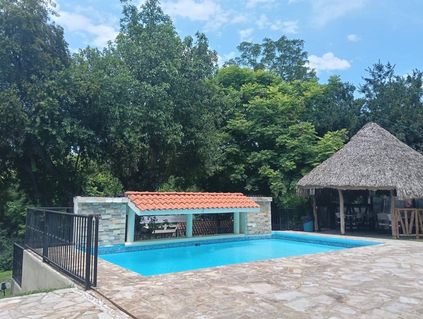 Quinta Alanis Santiago